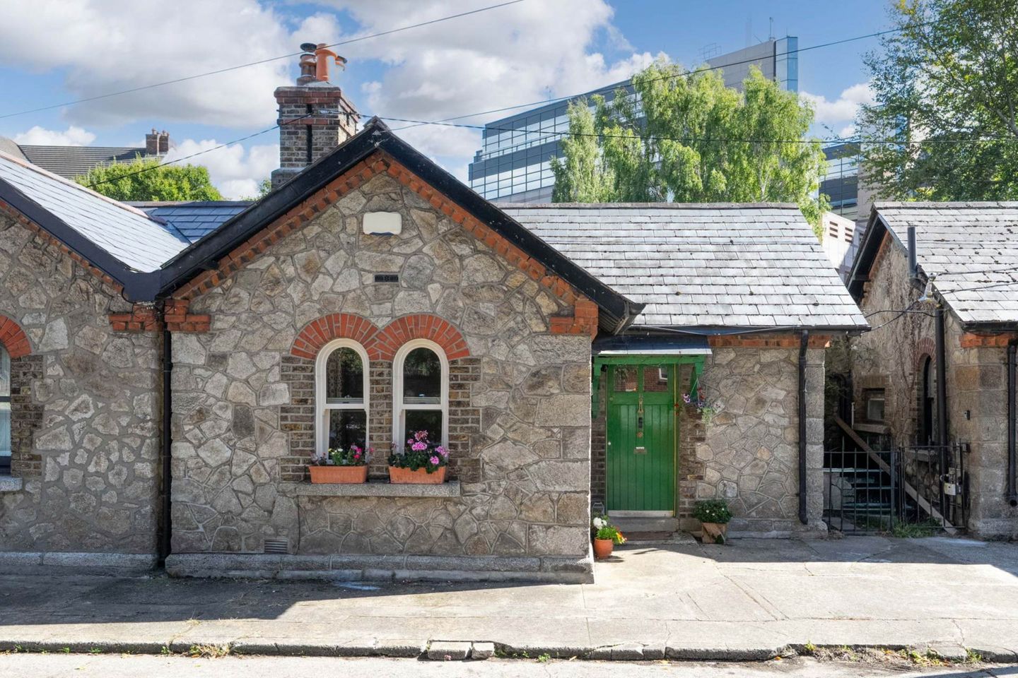 11 Herbert Cottages, Ballsbridge, Dublin 4, Co. Dublin, D04XT04