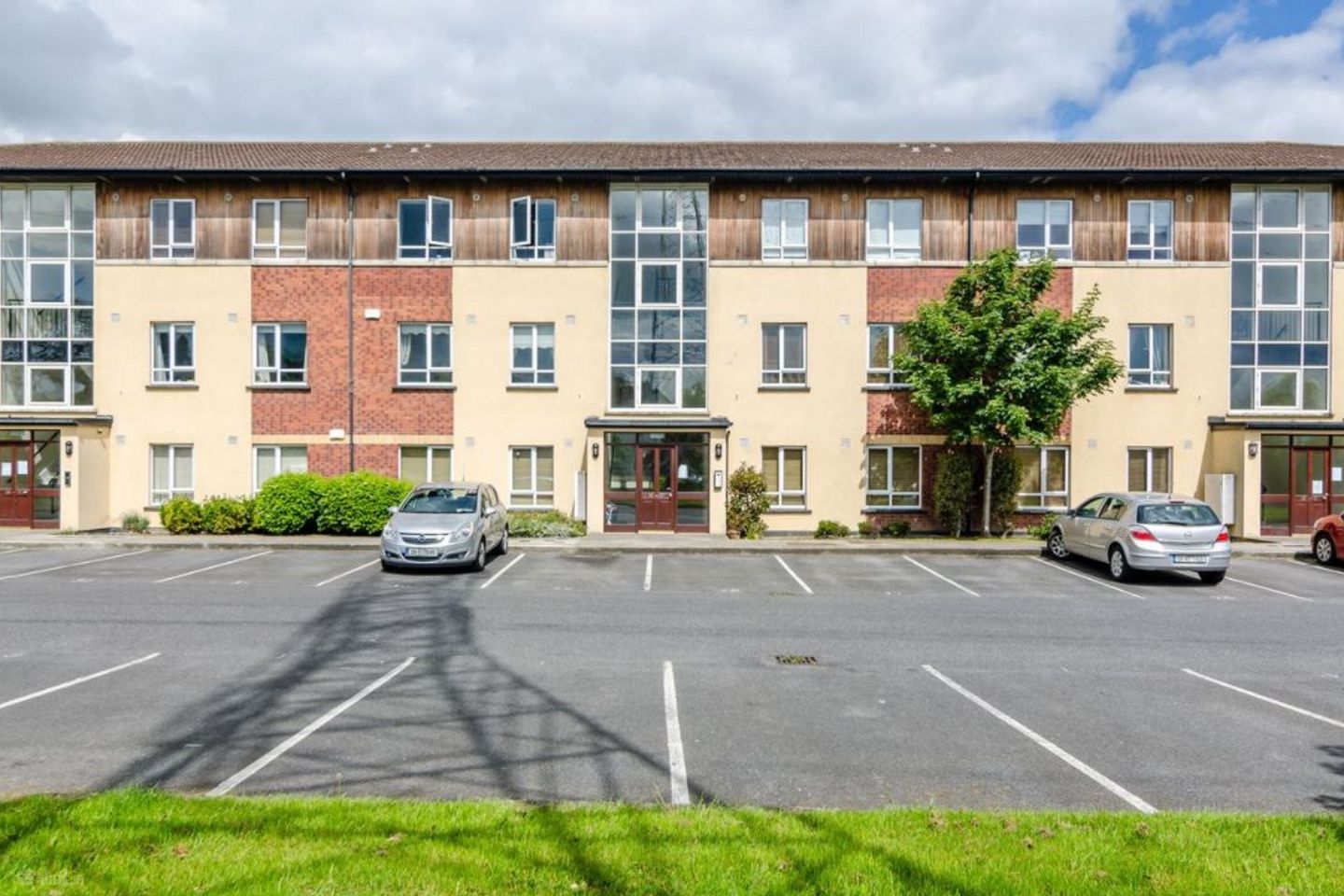 The Square, Hazelhatch Park, Celbridge, Co. Kildare