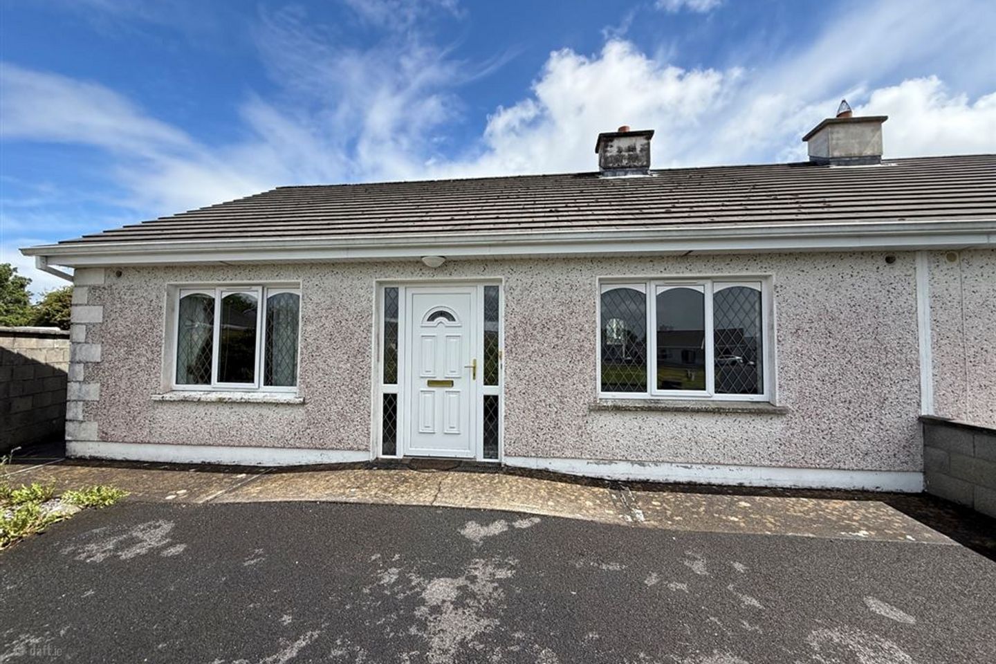 35 Hollywood Grove, Ballaghaderreen, Co. Roscommon, F45Y798