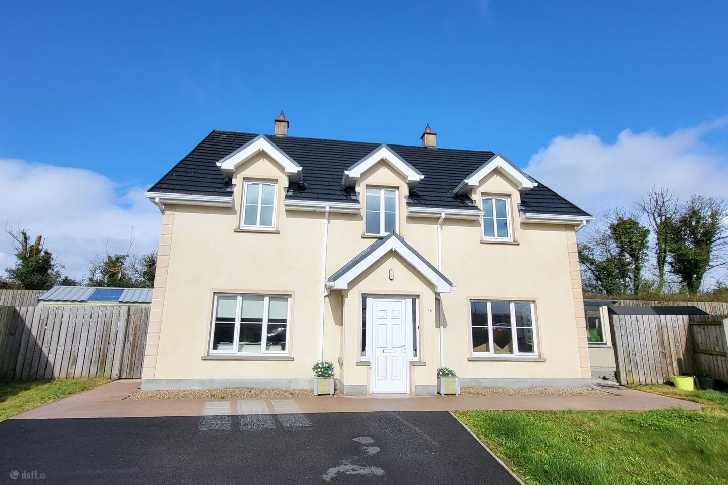 16 Cnoc An Lúir, Drumshanbo, Drumshanbo, Co. Leitrim, N41H3F4