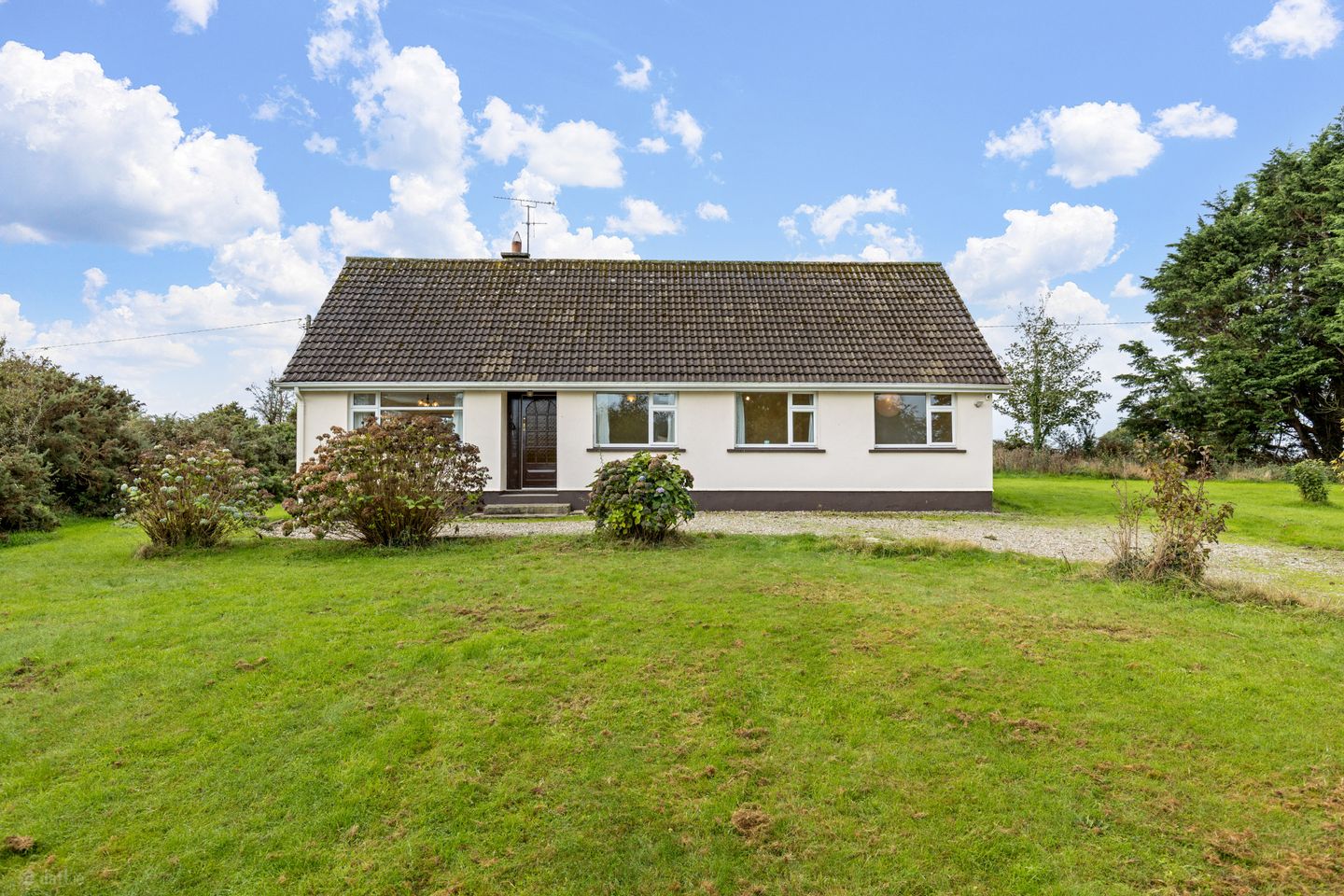 Crosshue, Blackwater, Co. Wexford, Y21 NW29