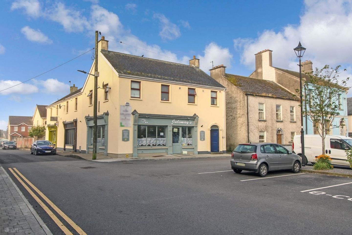 2 Walnut Grove, The Square, Kilbeggan, Kilbeggan, Co. Westmeath, N91YY51