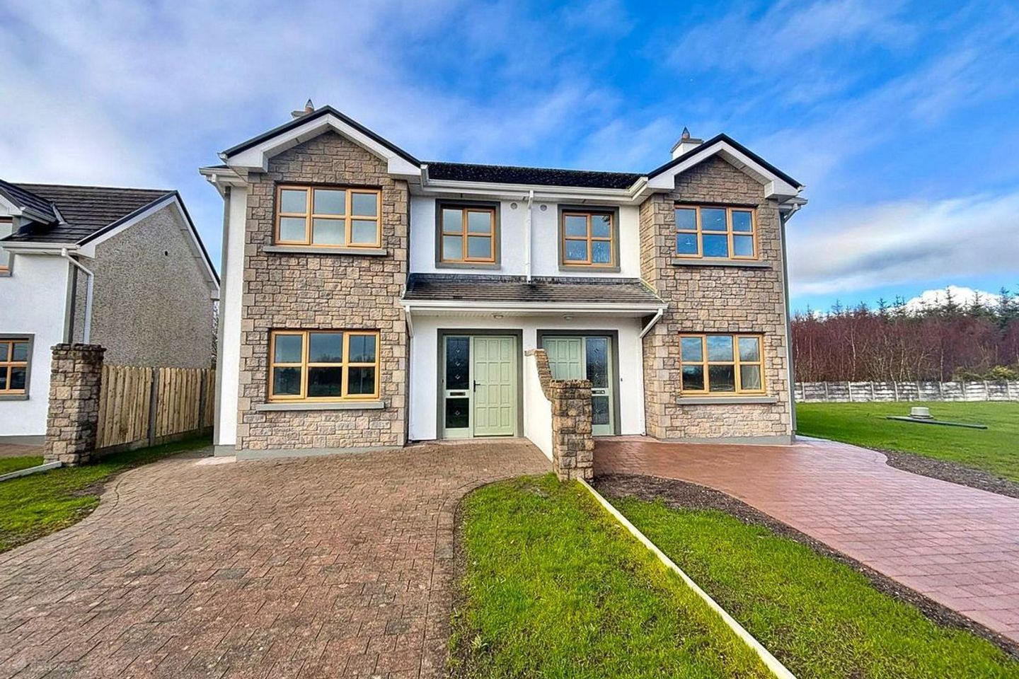 Semi Detached, Gort An Tsrutháin, Garrafrauns, Tuam, Co. Galway