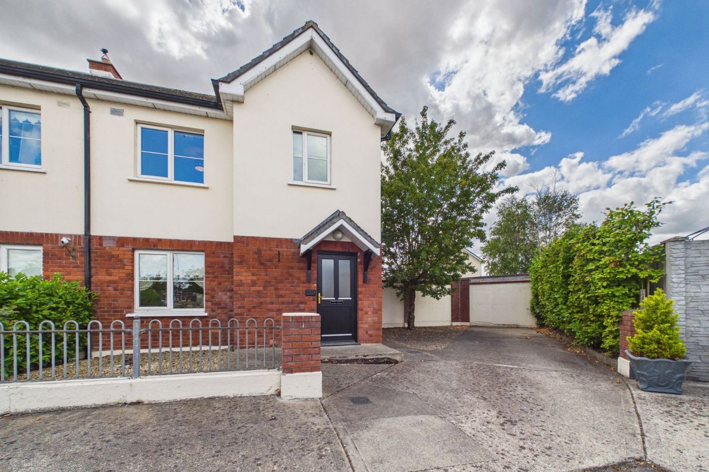 18 Gleann Na Bearú, Royal Oak Road, Bagenalstown, Co. Carlow, R21TY44