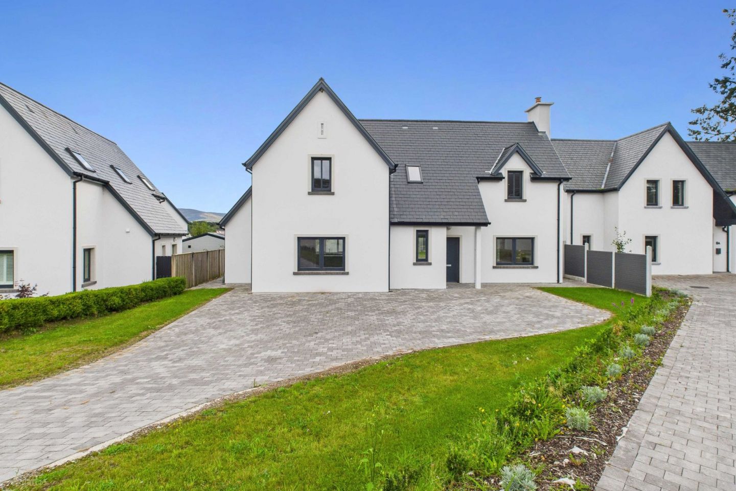9 The Lodges, Killowen, Kenmare, Co Kerry, V93HF80