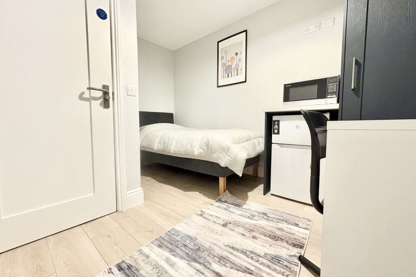 67 Jamestown Road, Dublin 8