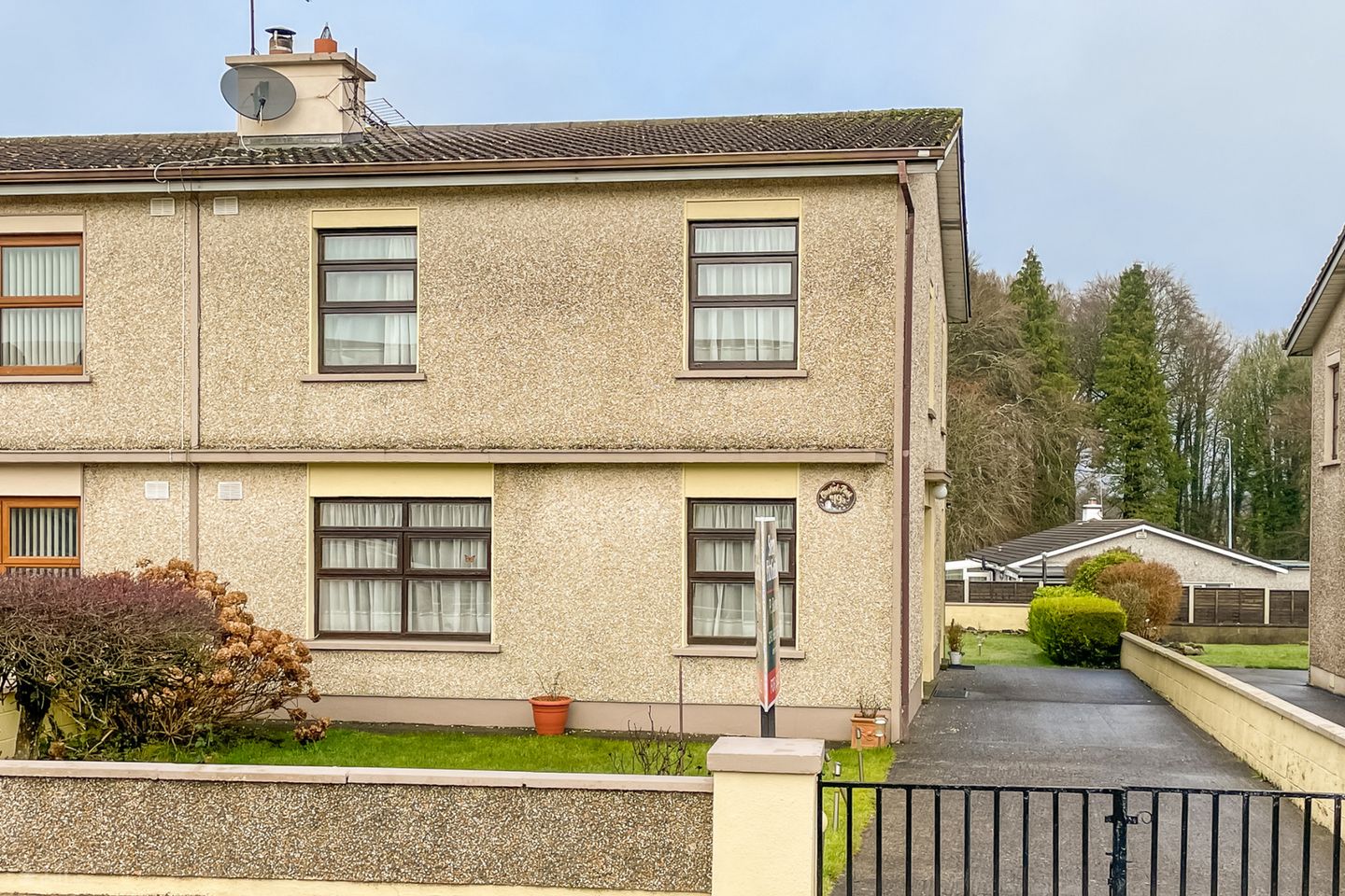 19A Cashel Park, F45P235