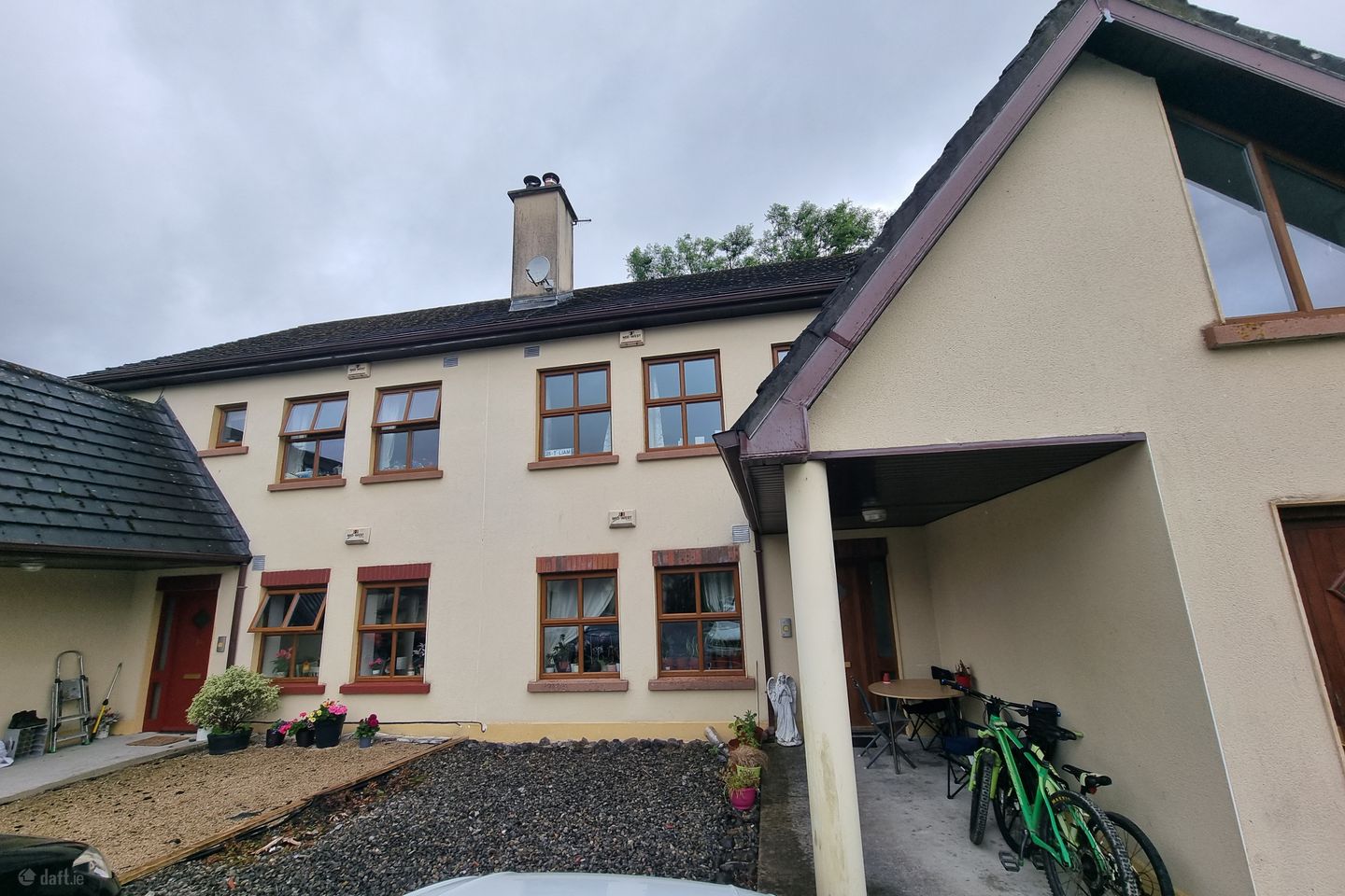 15 Lakes Retirement Village, Hill Road, Killaloe, Co. Clare, V94V599