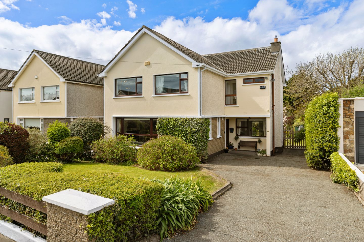 16 Carrickbrack Lawn, Sutton, Dublin 13, D13A0K2