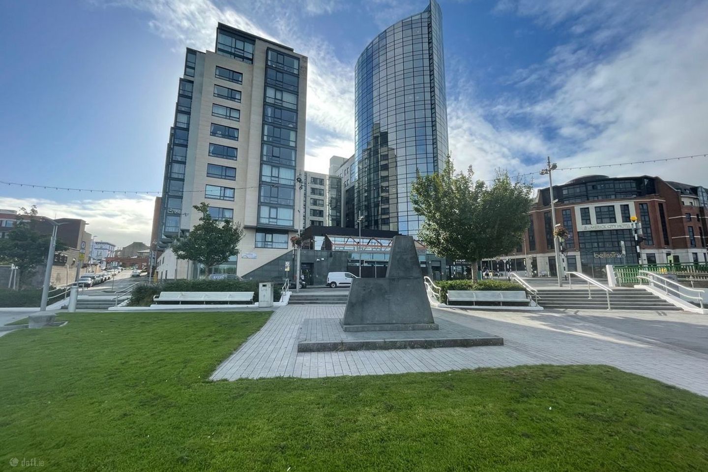 Riverpoint, The Bishops Quay, Limerick, Ennis Road, Co. Limerick