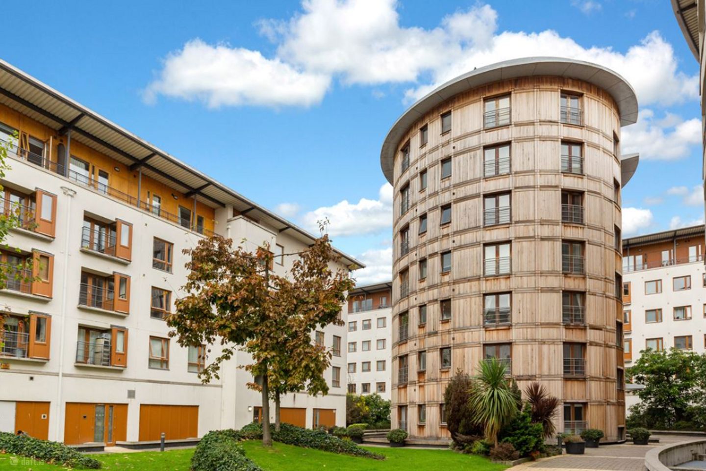 13 Semple House, Custom House Square, D01 WK15, IFSC, Dublin 1