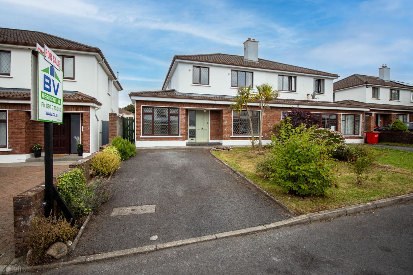 106 Ashleigh Grove, Ballymoneen Road, Knocknacarra, Co. Galway, H91P8XV