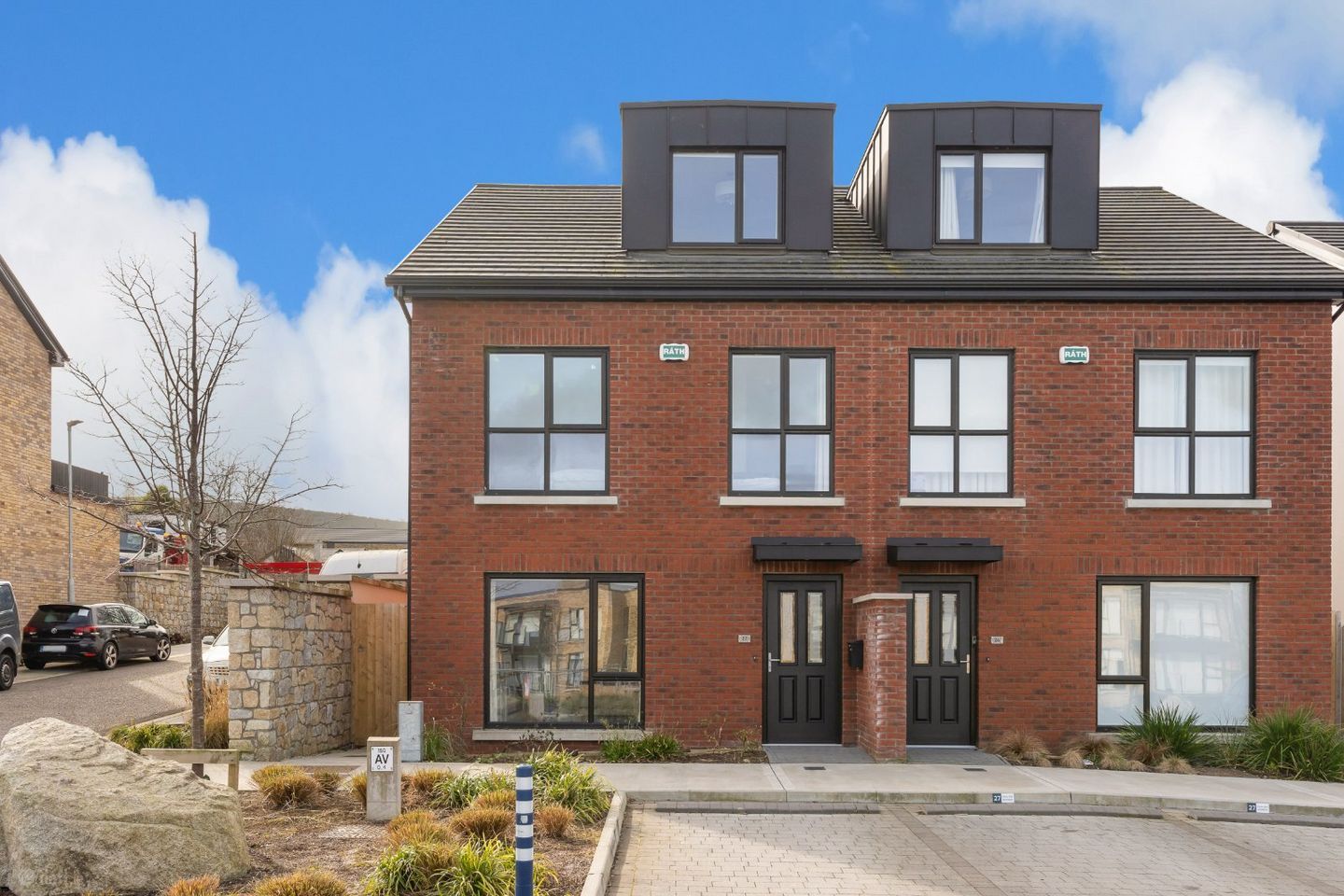 27 Dun Oir Avenue, Kilternan, Dublin 18, D18EAW5
