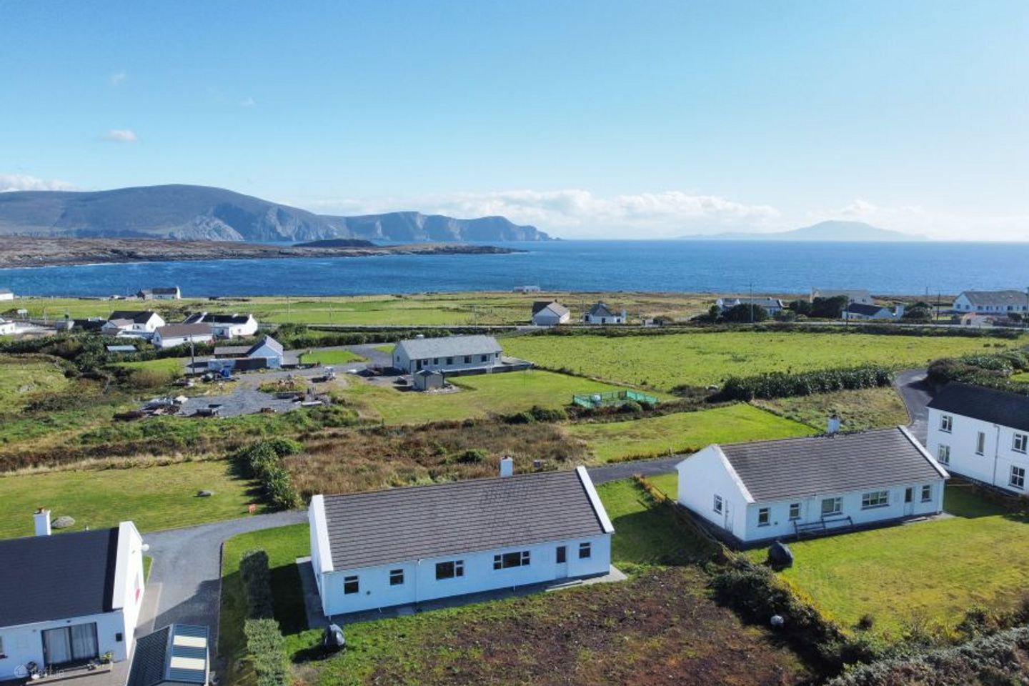 2B Keel West Holiday Homes, Dooagh, Achill, Co. Mayo, F28Y772