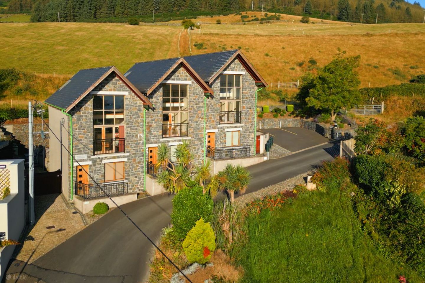 1 Castle Hill Mews, Castle Hill, Carlingford, Carlingford, Co. Louth, A91K376