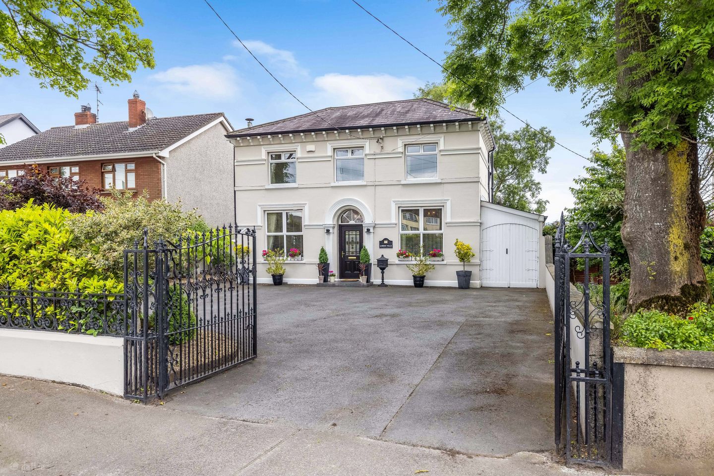 Lisdoo Villa, Armagh Road, Dundalk, Co. Louth, A91K2X3