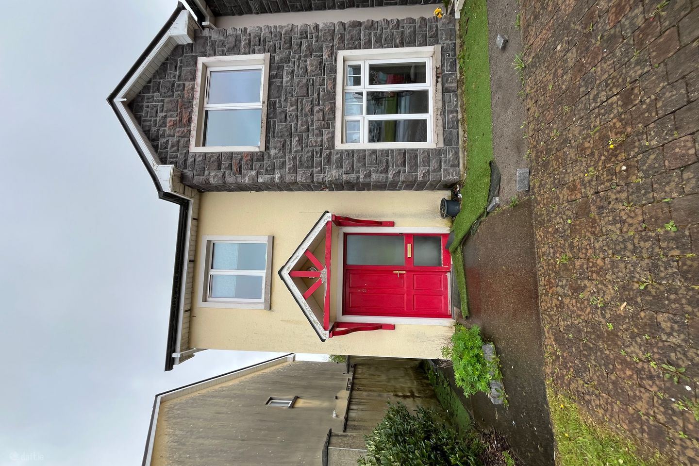 10 Springvale Heights, Tubbercurry, Co. Sligo