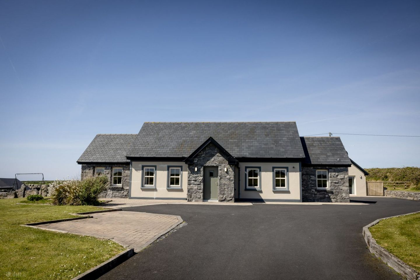 Cahermaclancy House, Cahermaclancy, Doolin, Co. Clare, V95F2H4