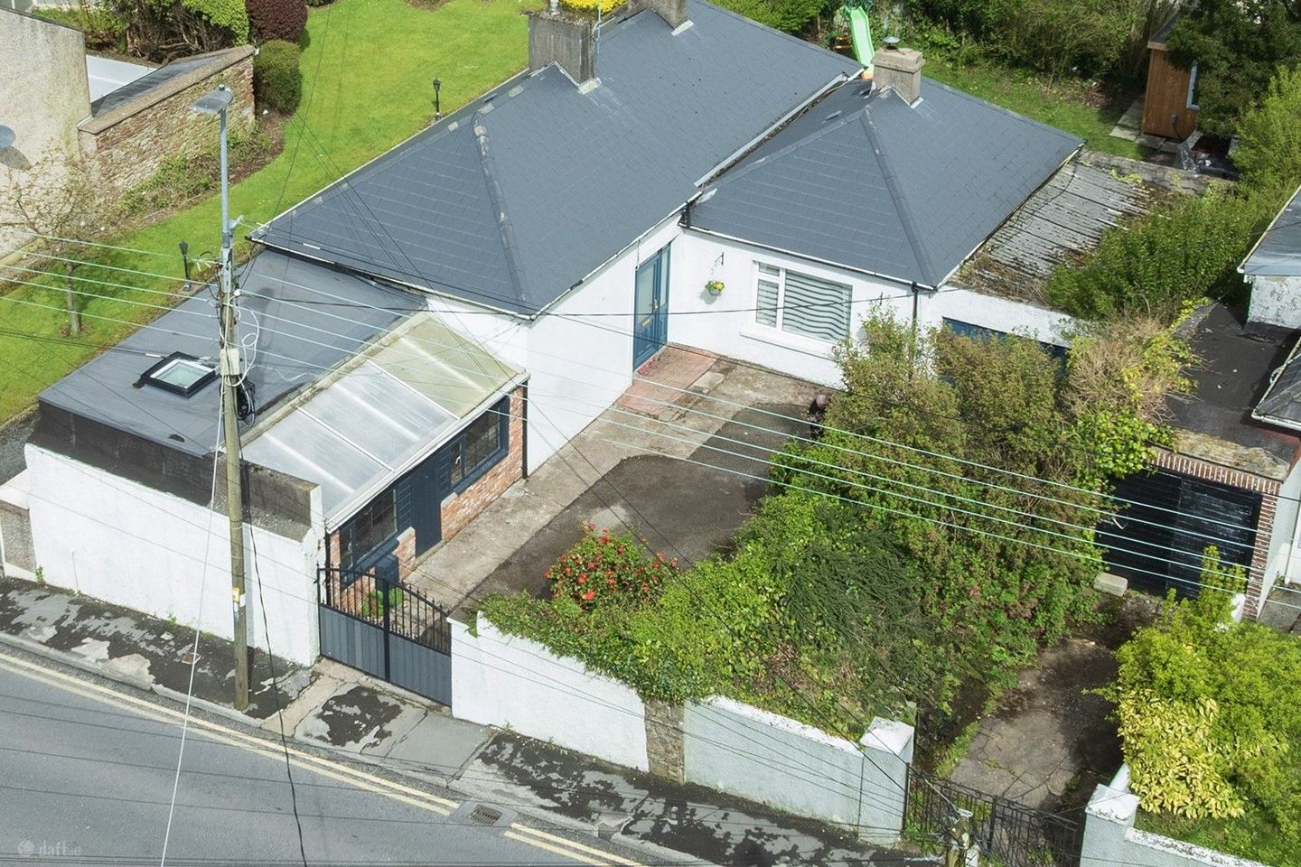 The Bungalow, Old Youghal Road, Dillons Cross, Co. Cork, T23D8Y9