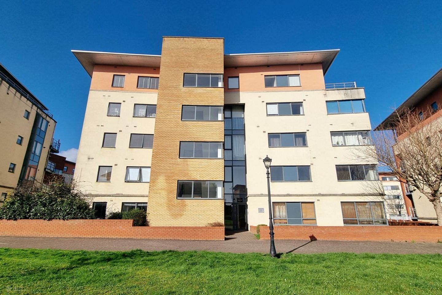 Apartment 127, The Oval, Cabinteely, Dublin 18, D18DP94