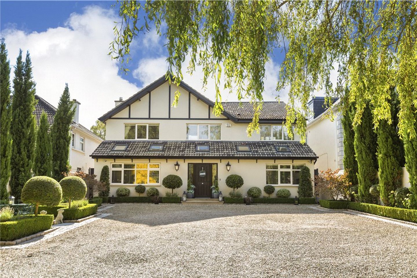 Moybrook, Avoca Avenue, Blackrock, Co. Dublin, A94Y2X8