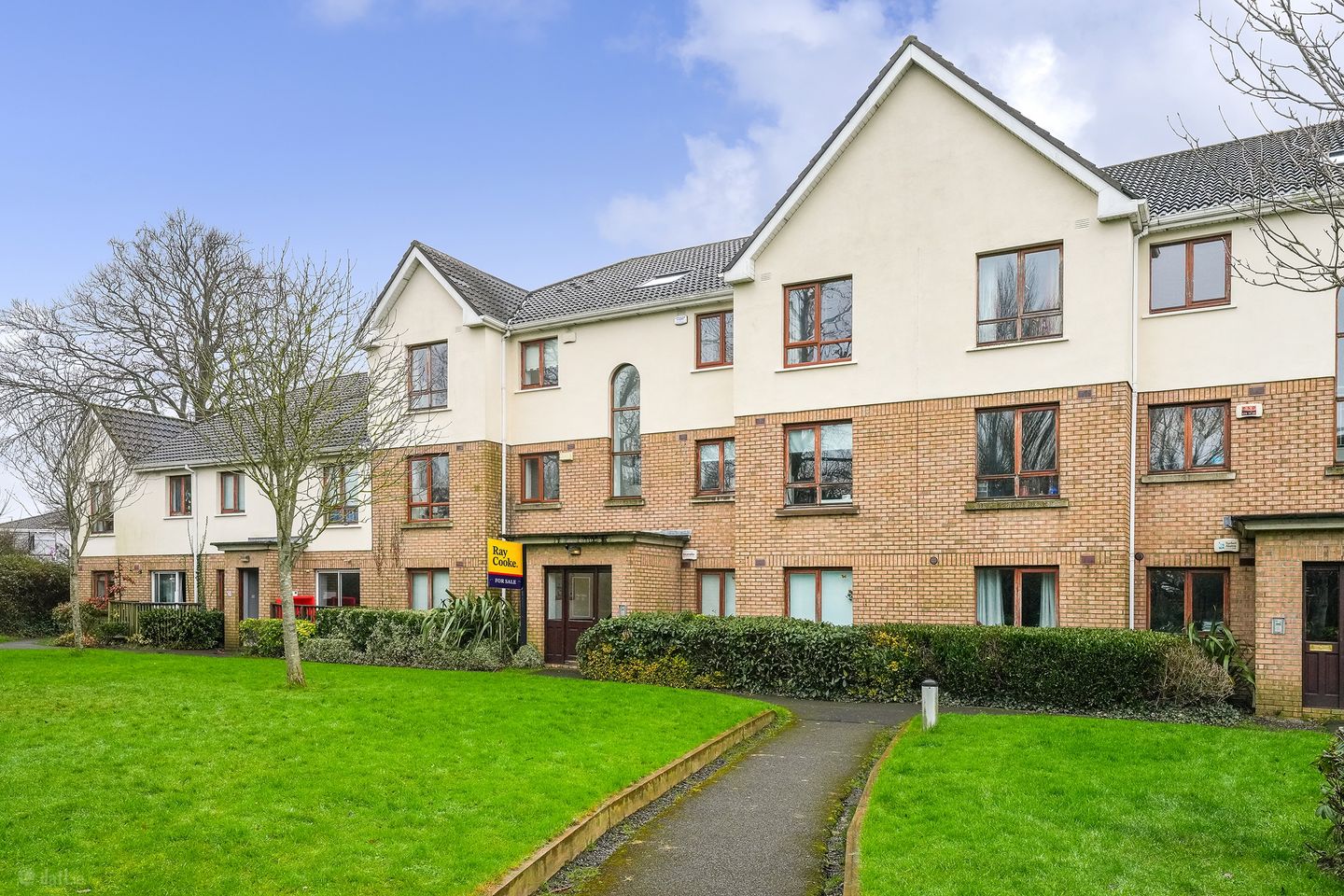 32 The View, Larch Hill, Santry, Dublin 17, Santry, Dublin 9