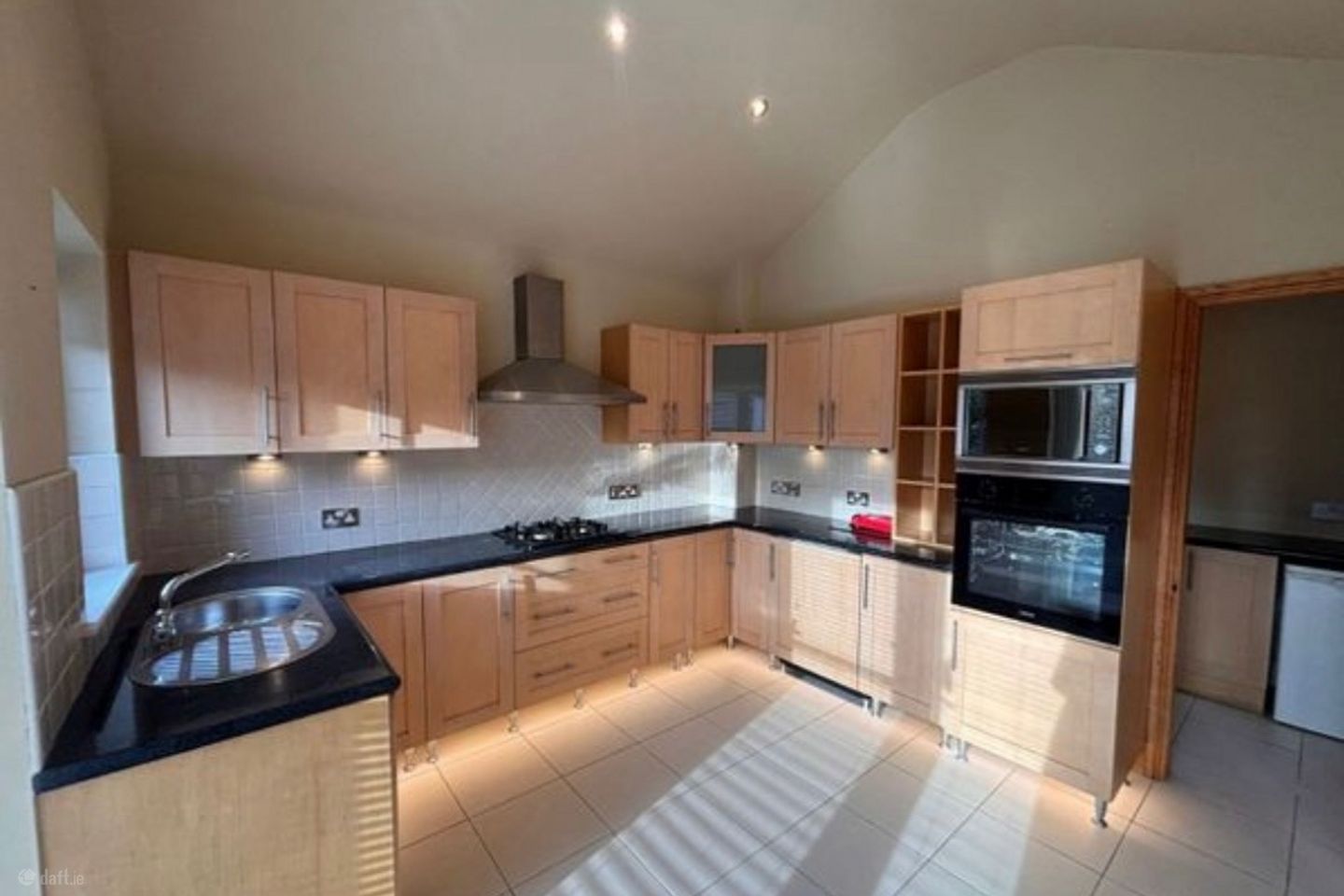 Main Street, Newmarket-On-Fergus, Ennis, Shannon, Co. Clare