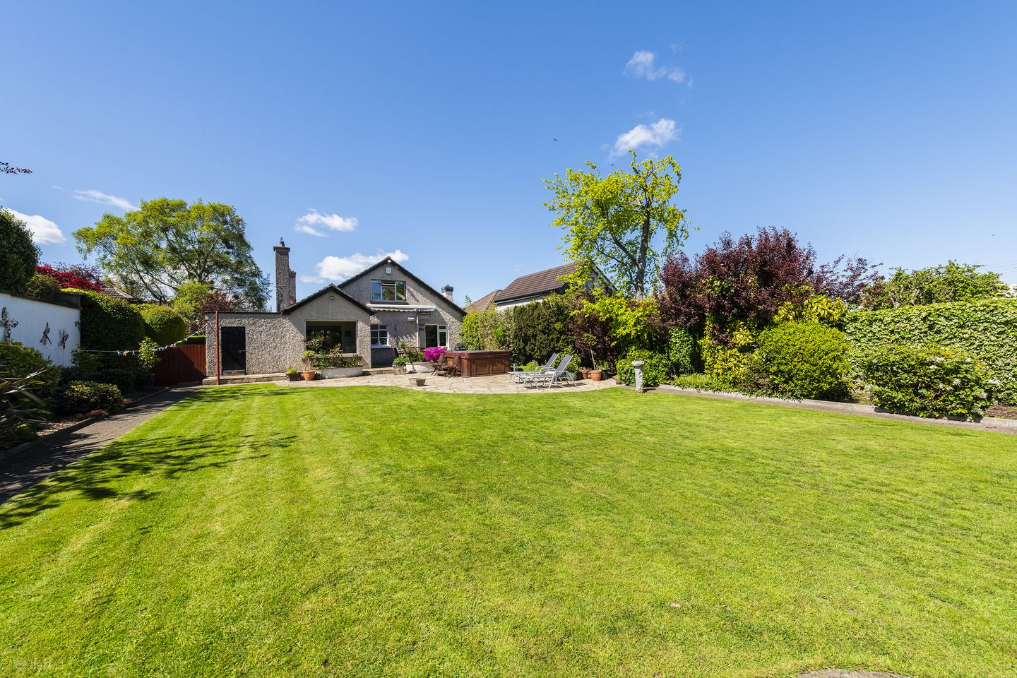 34 Woodlawn Park, Churchtown, Dublin 14, D14T625