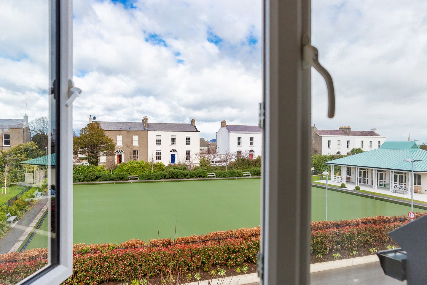 54 Roseland Avenue, Cualanor, Upper Glenageary Road, Dun Laoghaire, Co. Dublin, A96W6F2