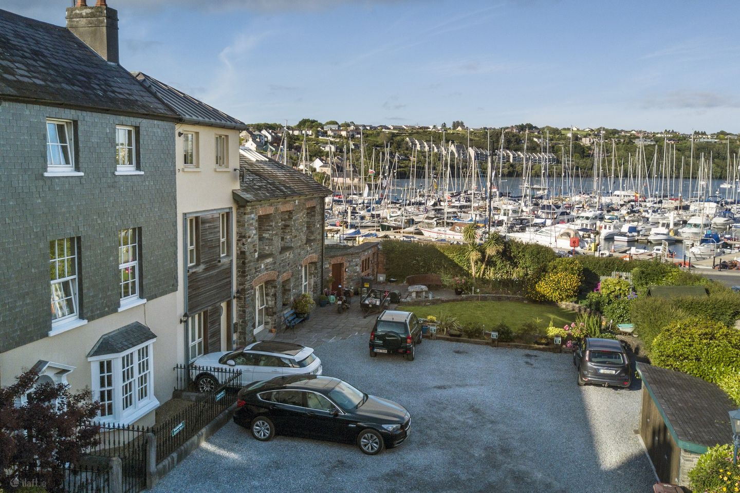 1 & 1A Denis Quay, Kinsale, Co. Cork, P17T285