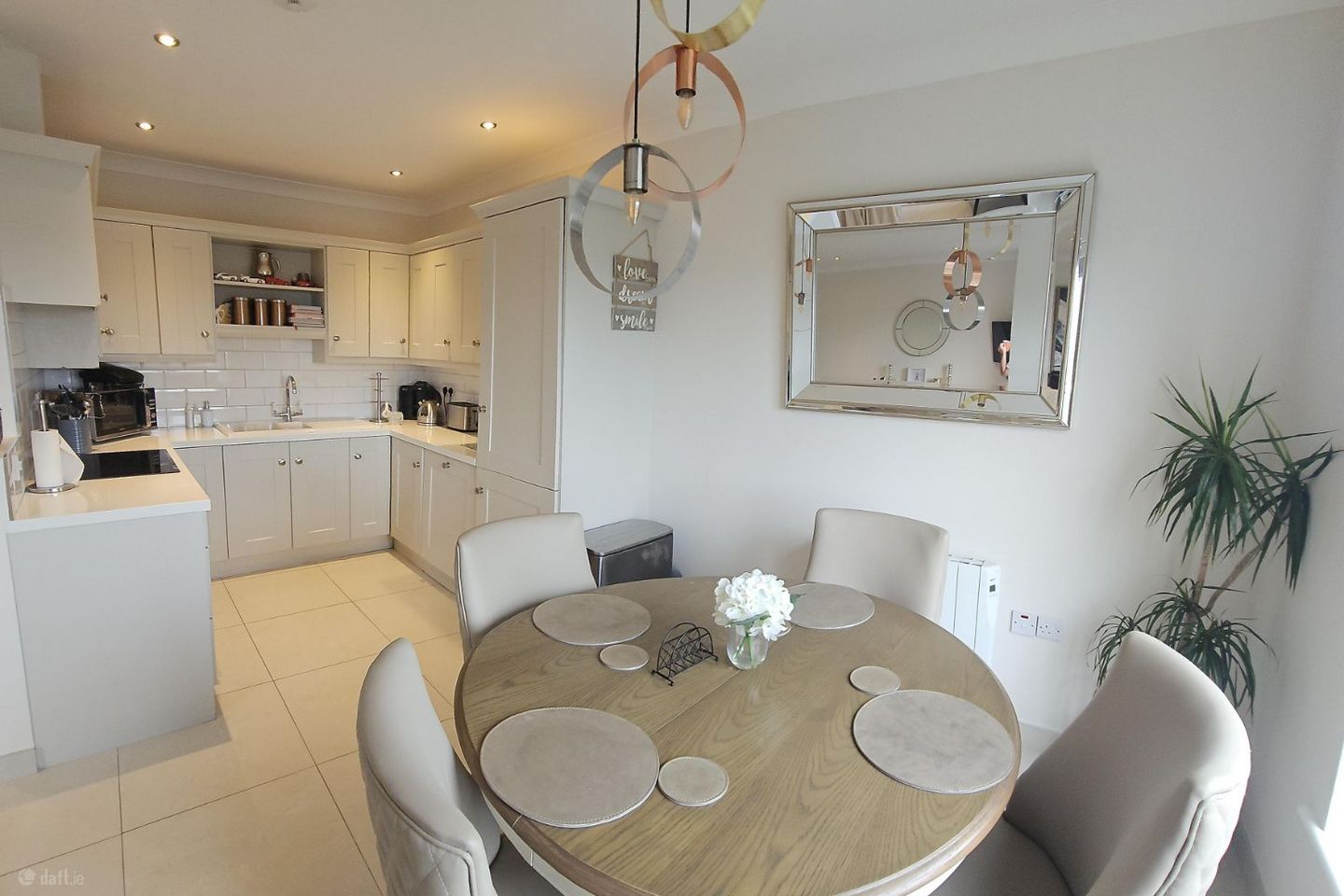 Sli Gheal, Ballymoneen, Co. Galway, H91K0E7