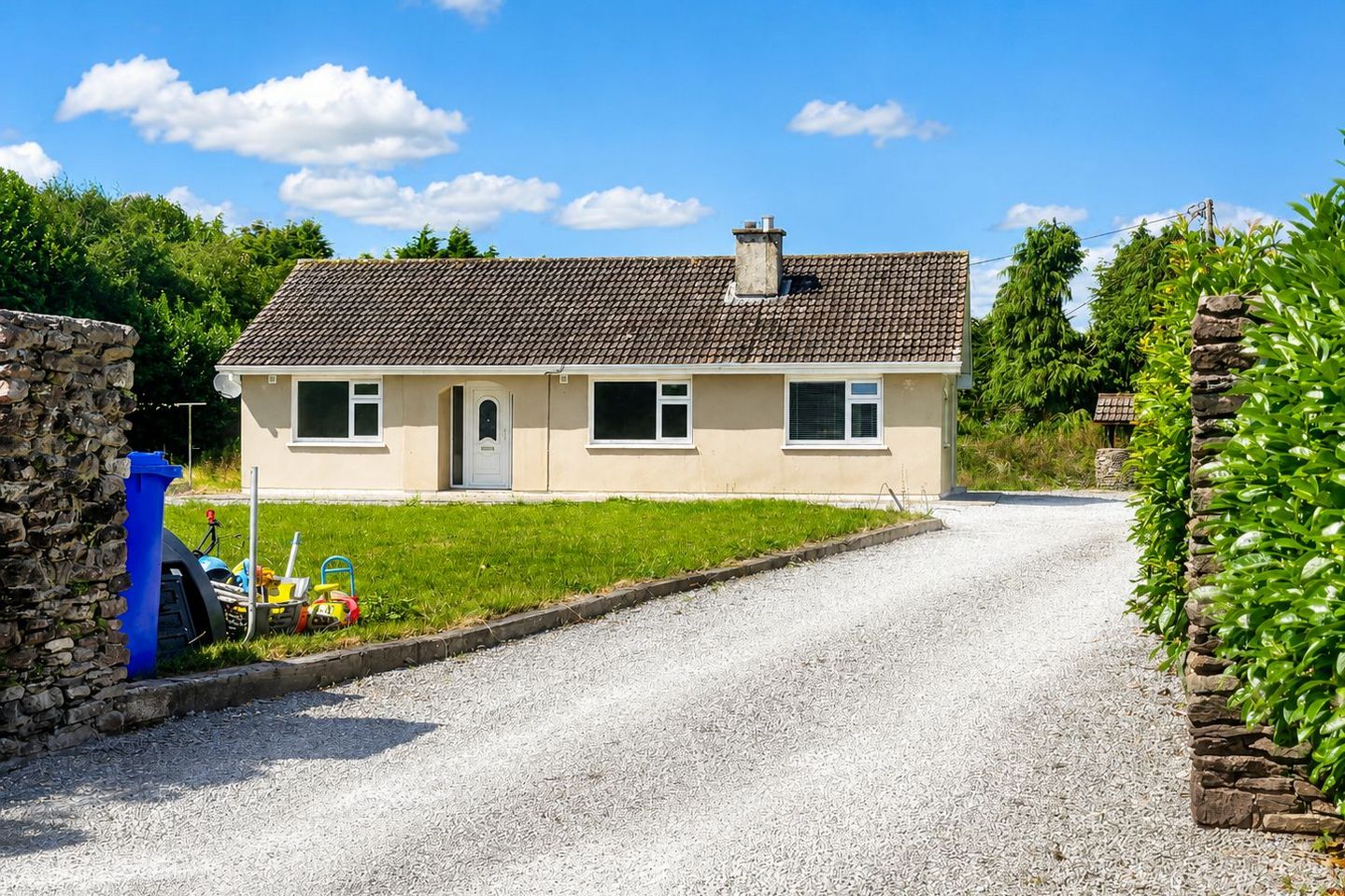 Valley View, Shanballyreagh, Knockraha, Co. Cork