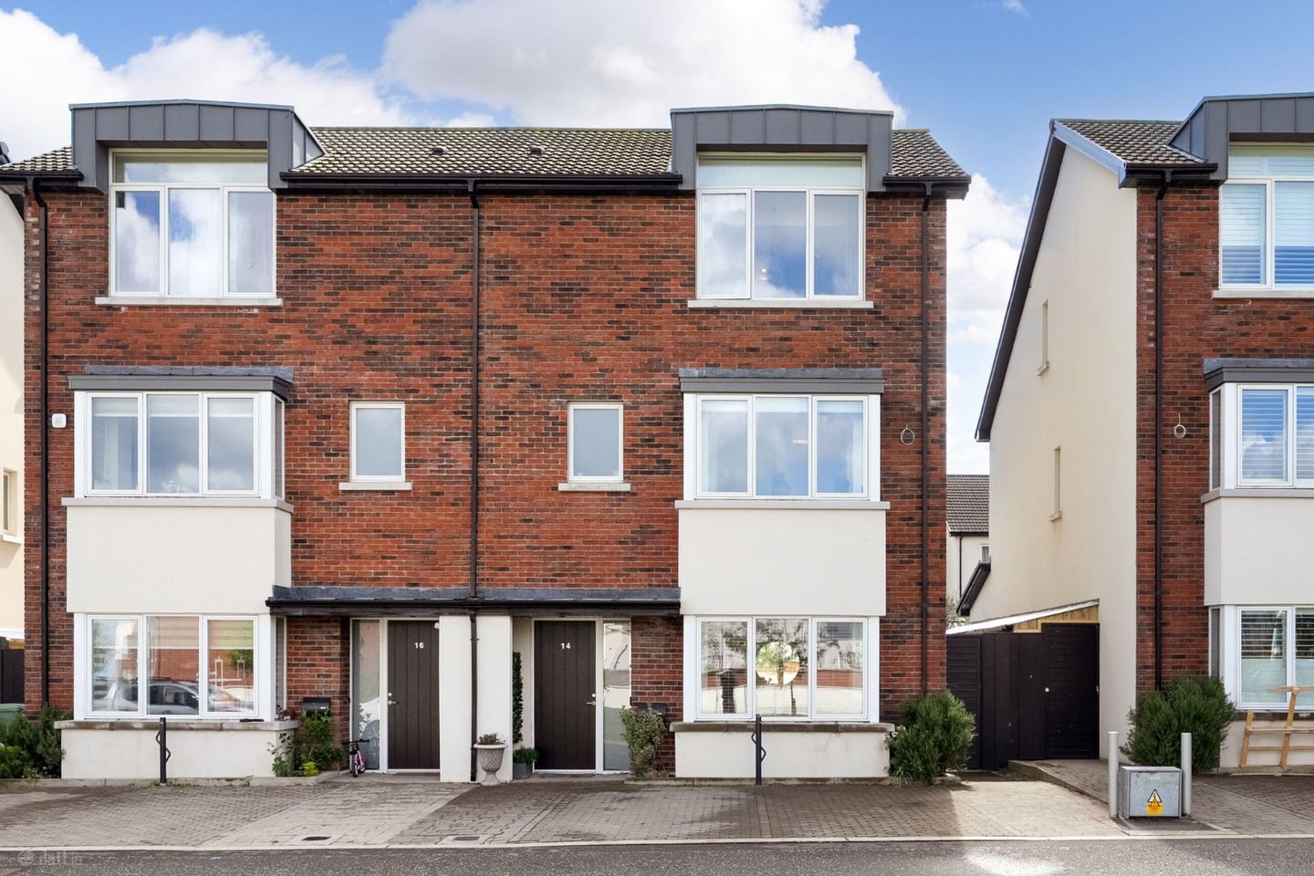 14 Clay Farm Park, Leopardstown, Dublin 18