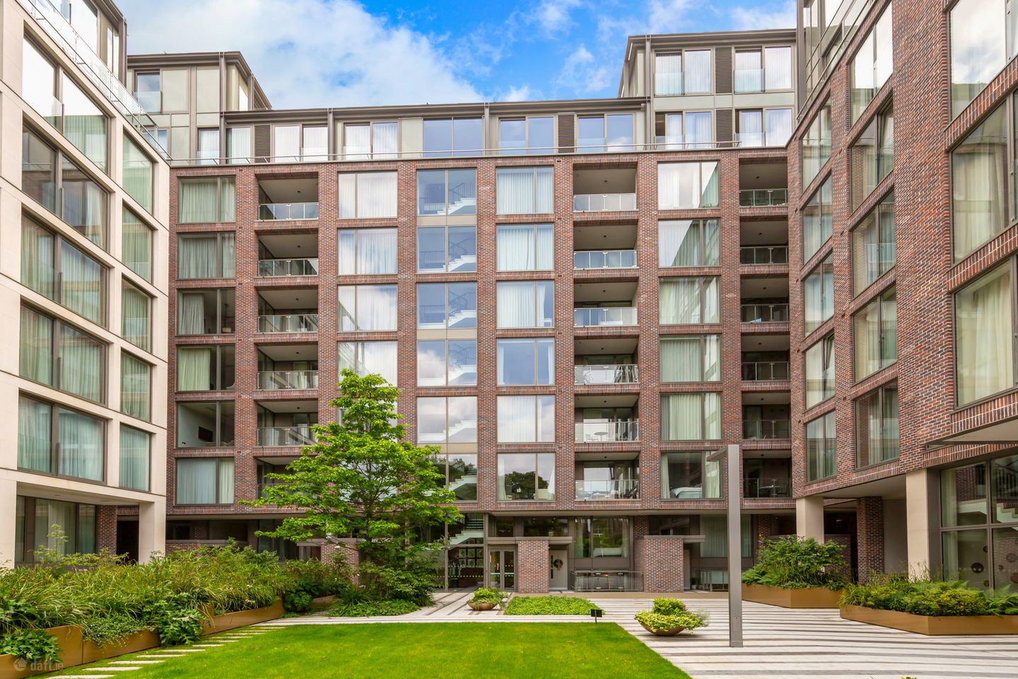 4 The Nicholson, Lansdowne Place, Ballsbridge, Dublin 4, D04W6T8