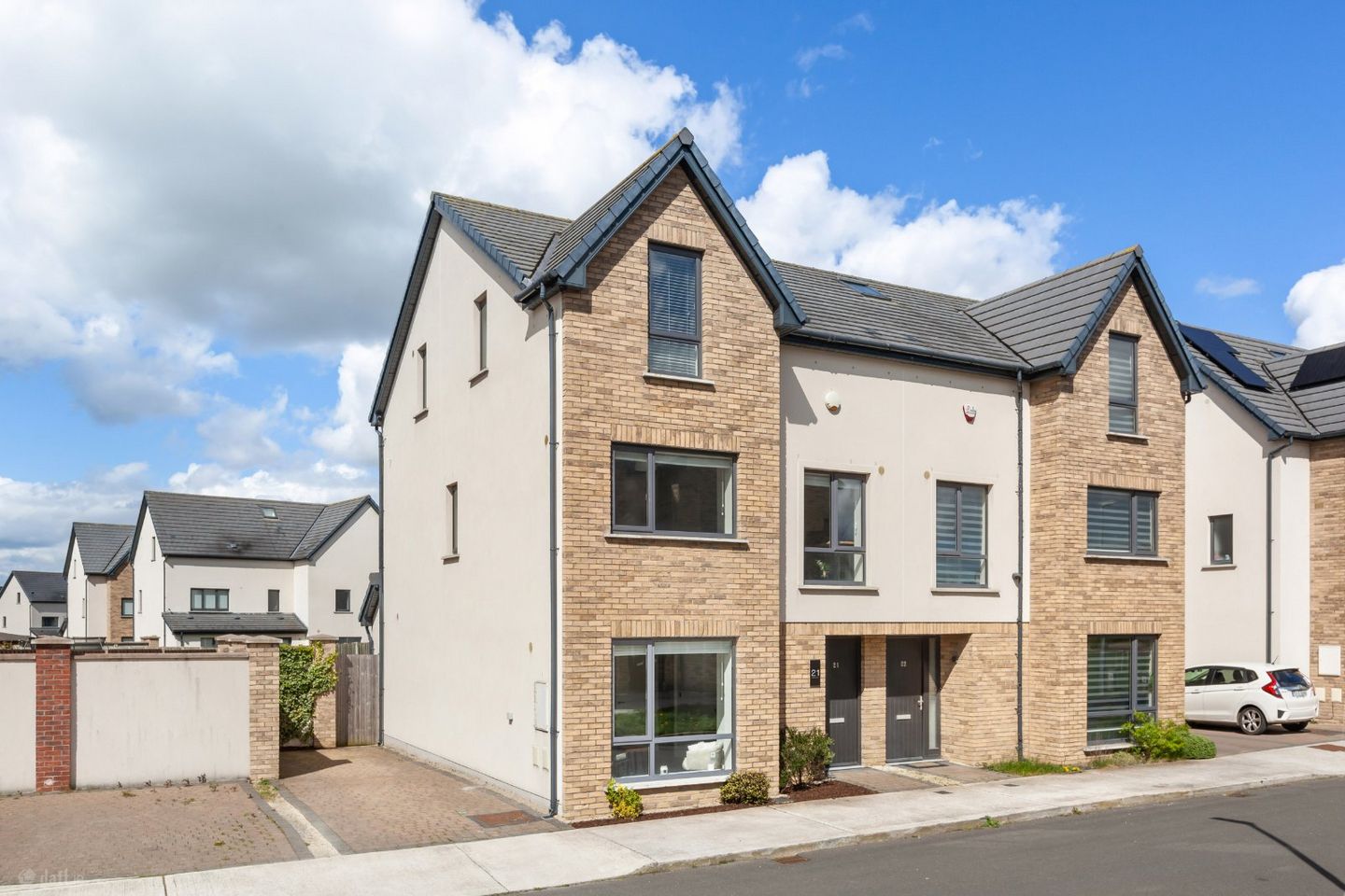 21 The Crescent, Bellingsmore, Hollystown, Dublin 15, D15HPE8