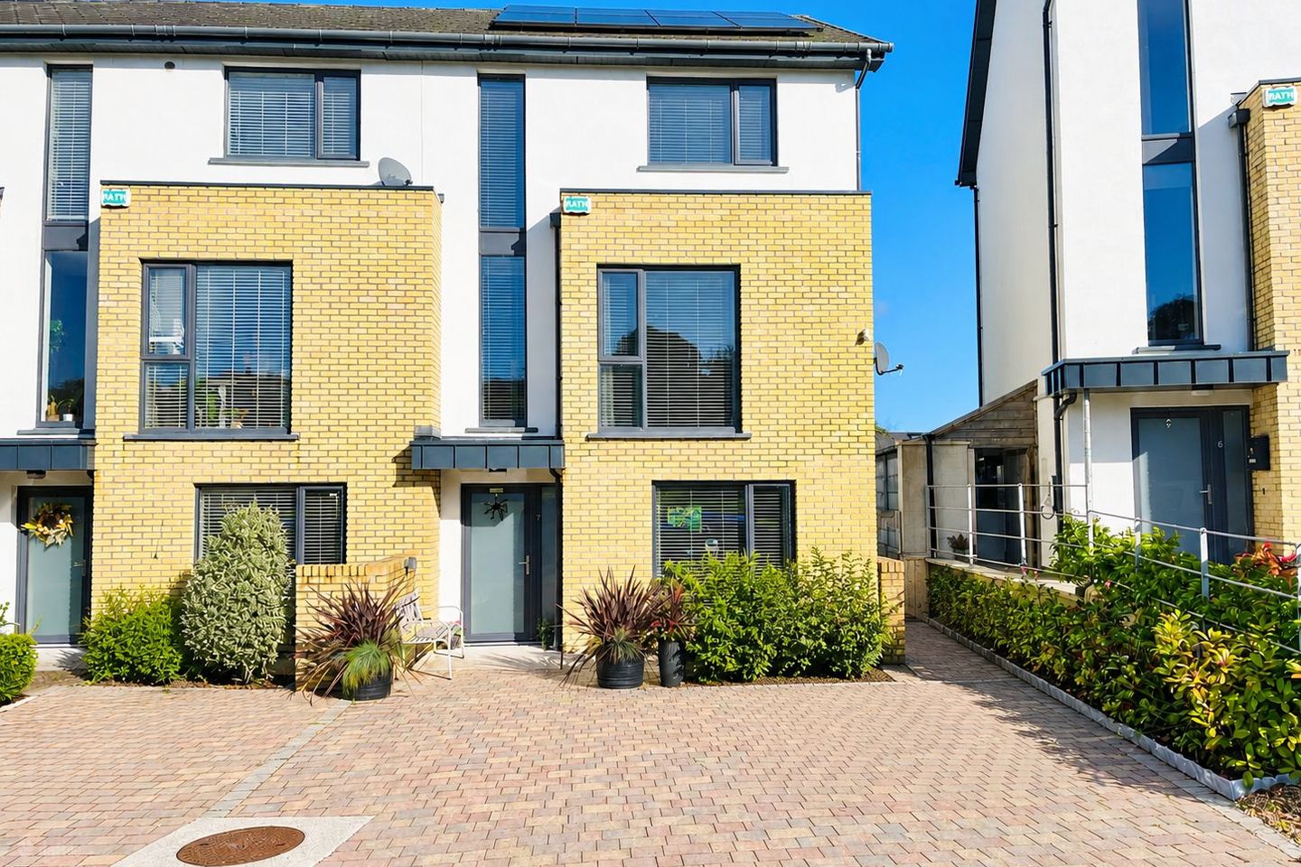 7 The Crescent, Green Hill, Clonhaston, Enniscorthy, Co. Wexford, Y21P6V3