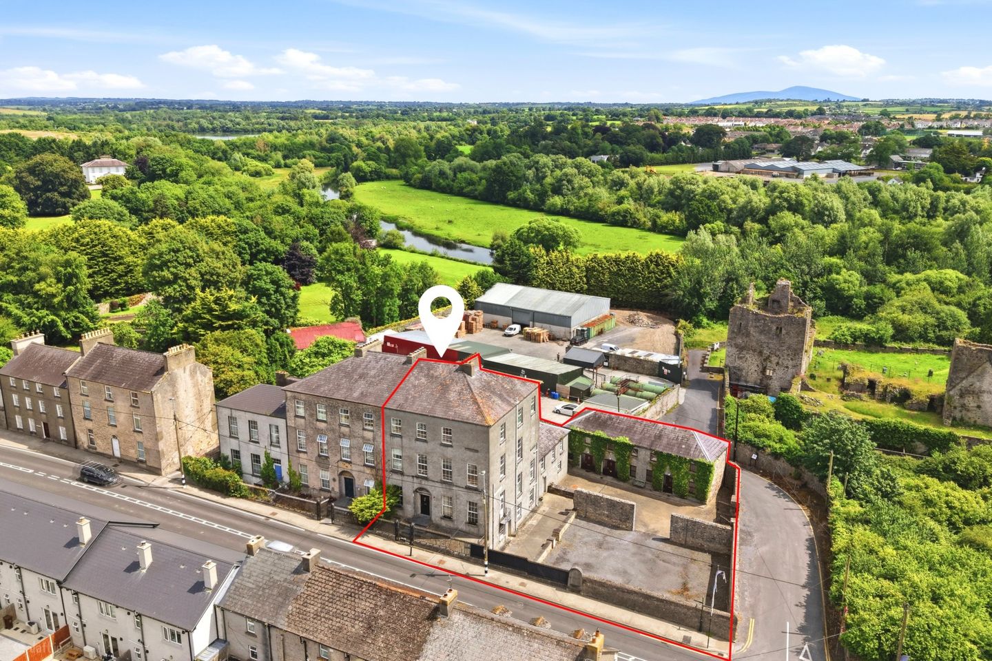 Abbey House, Abbey Street, Cahir, Co. Tipperary, E21 K354