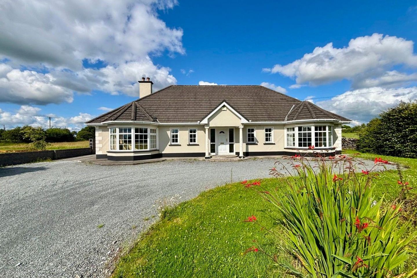 Ballinastack , Ballyglunin, Co. Galway, H54KN88