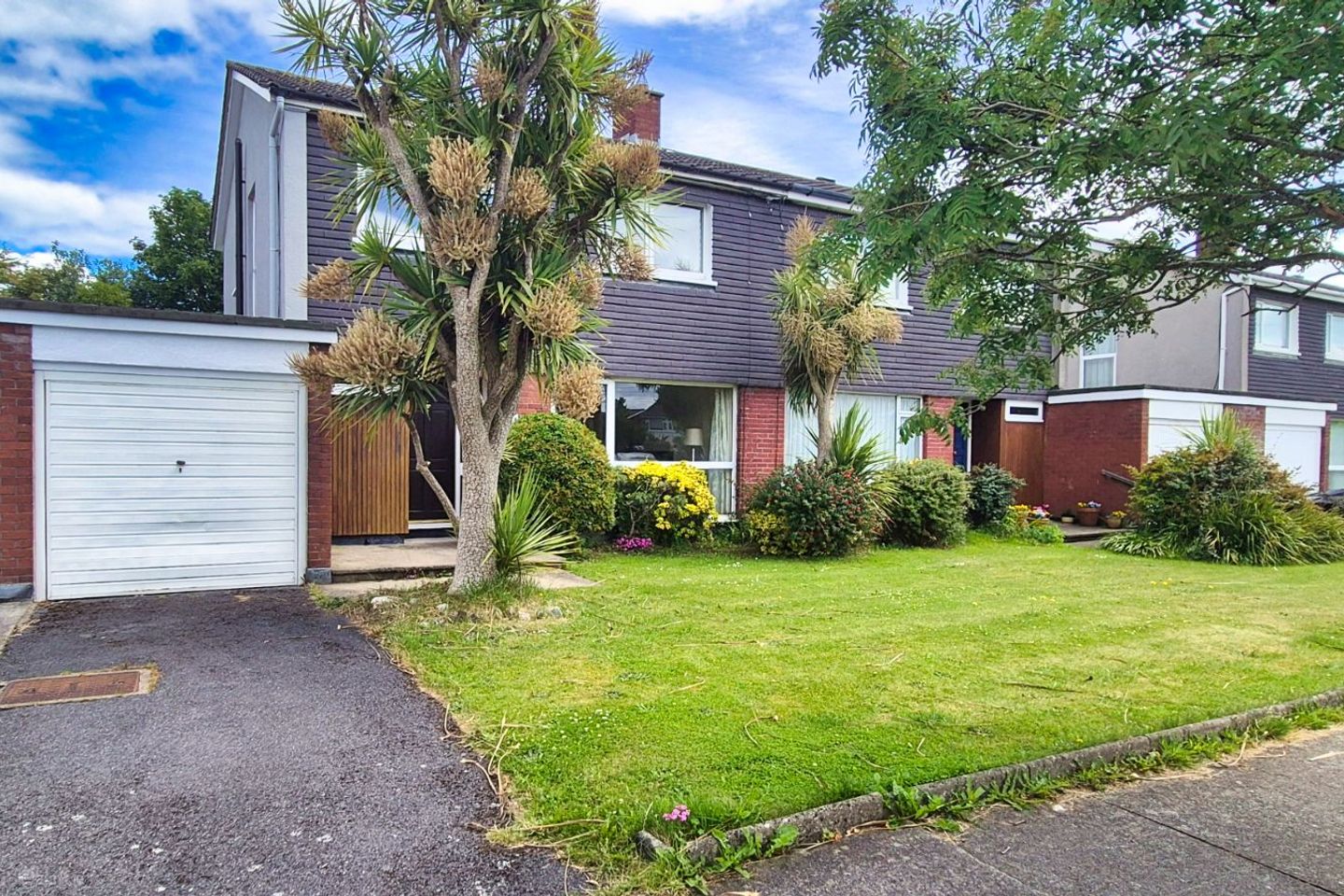 24 Sutton Grove, Sutton, Dublin 13, D13Y6N3