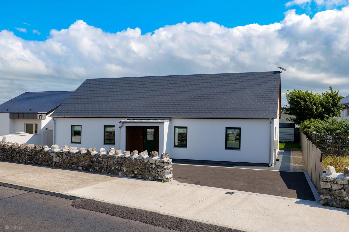 Dublin Road, Oranmore, Co. Galway, H9103C9