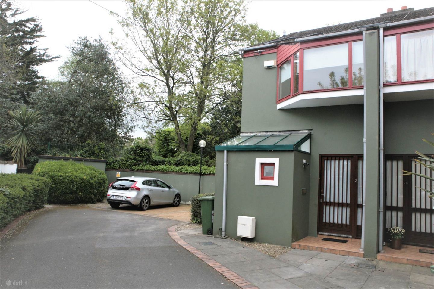 13 Oak Apple Green, Dublin  6, Co. Dublin