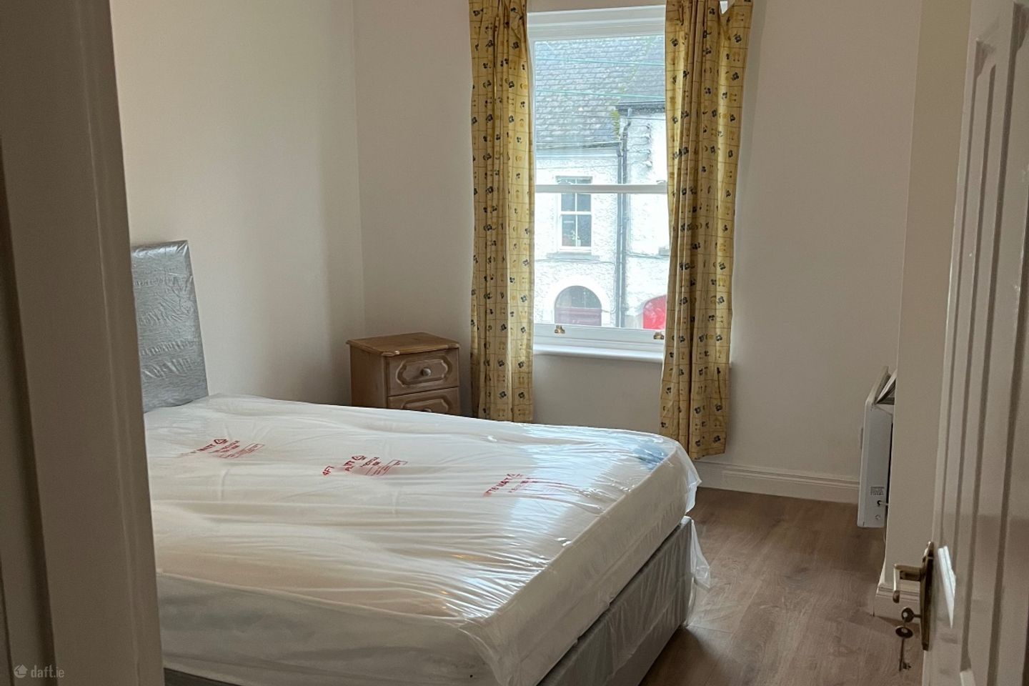 2 Apartments 2 Bedroom in Nenagh 1 bedroom killaloe, Killaloe, Co. Clare