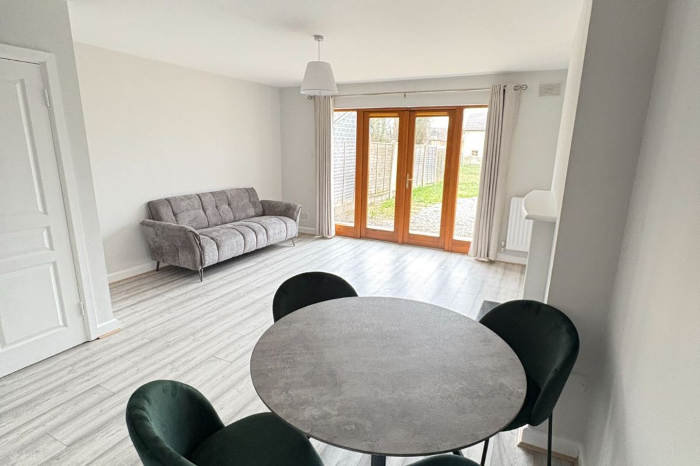 2 Bed Mid Terrace House, Thornleigh Terrace, Thornleigh, Swords, Co. Dublin