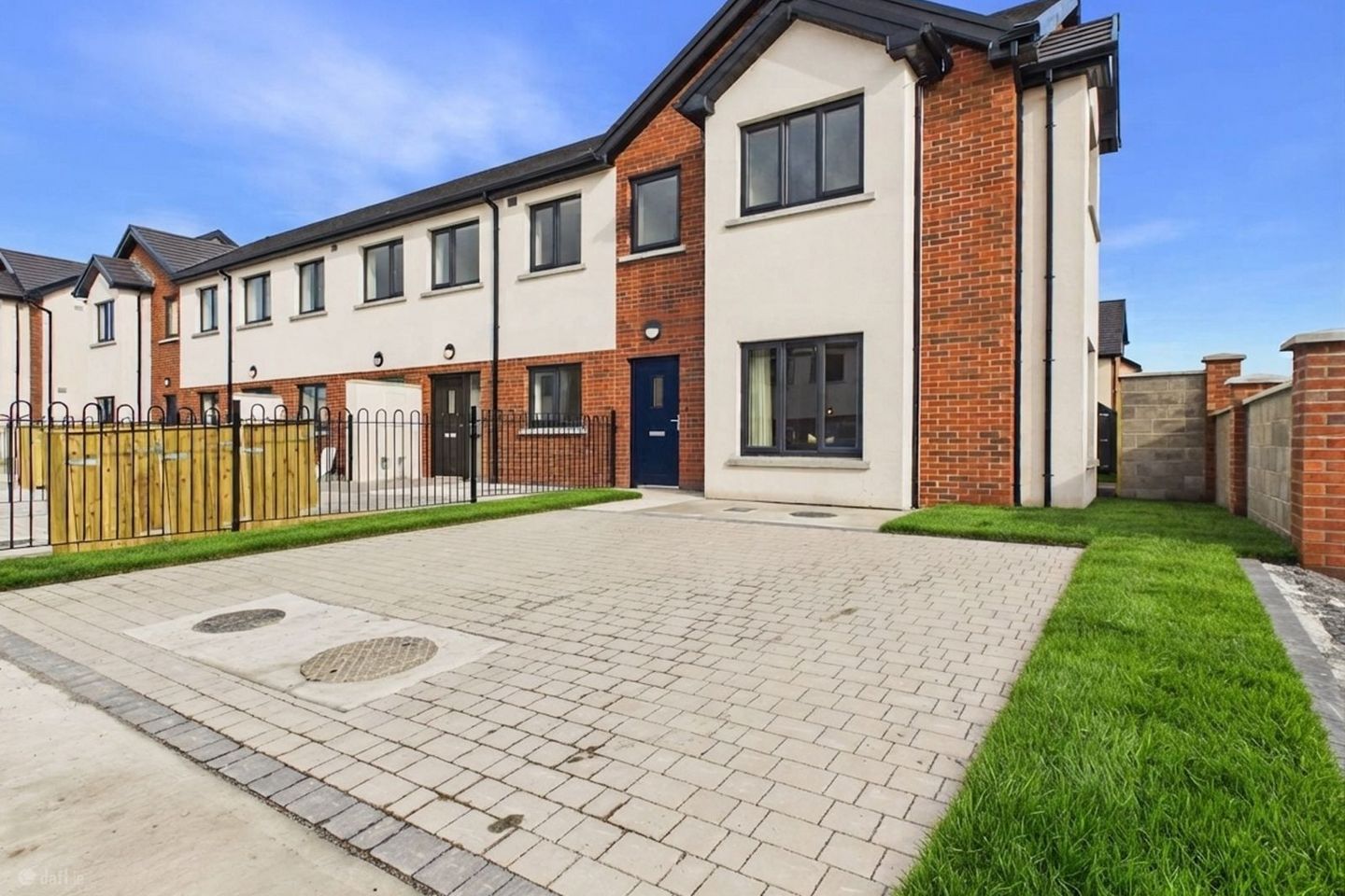3 Bed Semi, Coneyboro , R14 A728, Athy, Co. Kildare