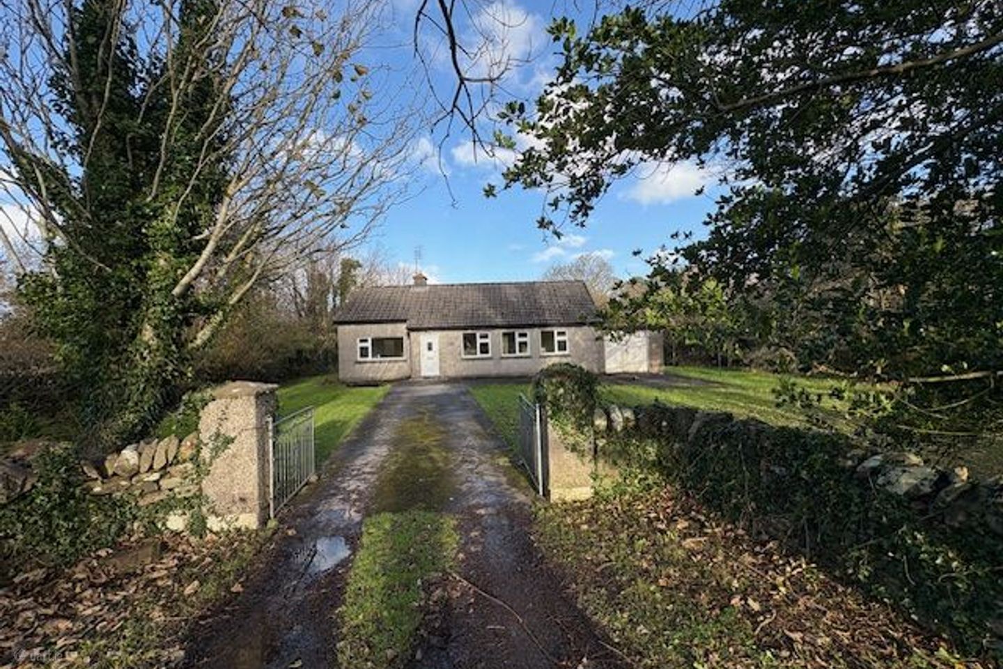 The Bungalow, Streamstown, Westport, Co. Mayo, F28D720