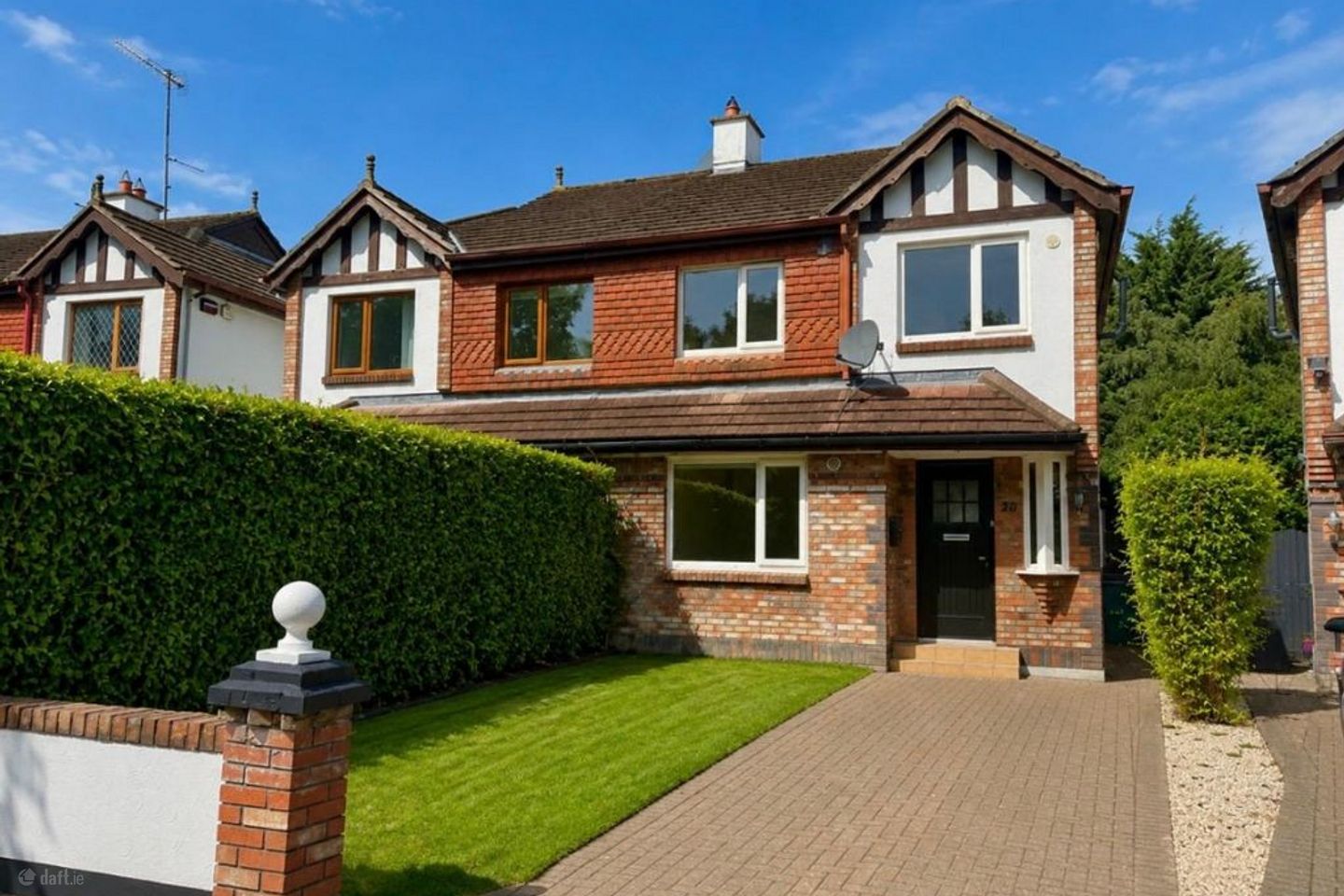 20 Parc Na Silla Rise, Loughlinstown, Dublin 18, D18WP38