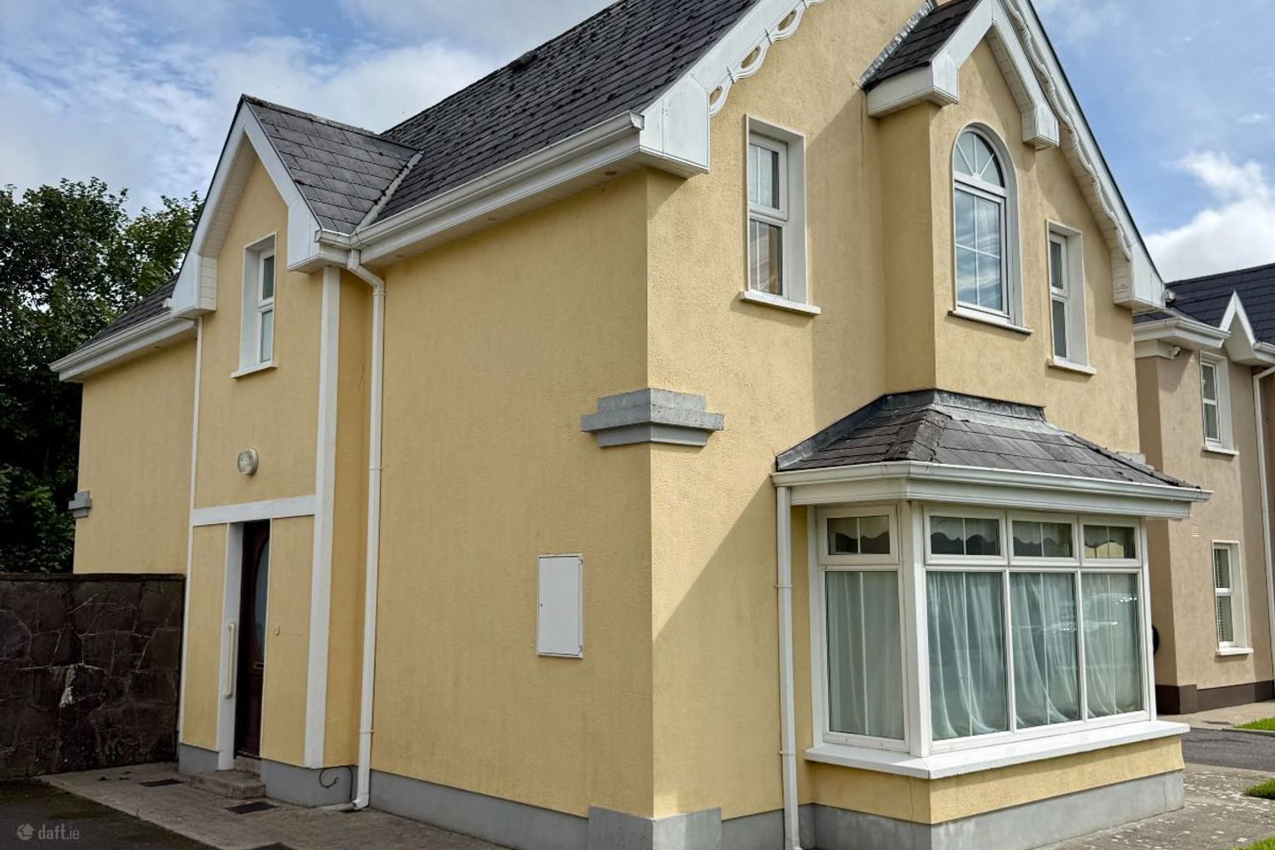 2 Powers Court, Tulla, Ennis, O'Callaghans Mills, Co. Clare, V95XR83