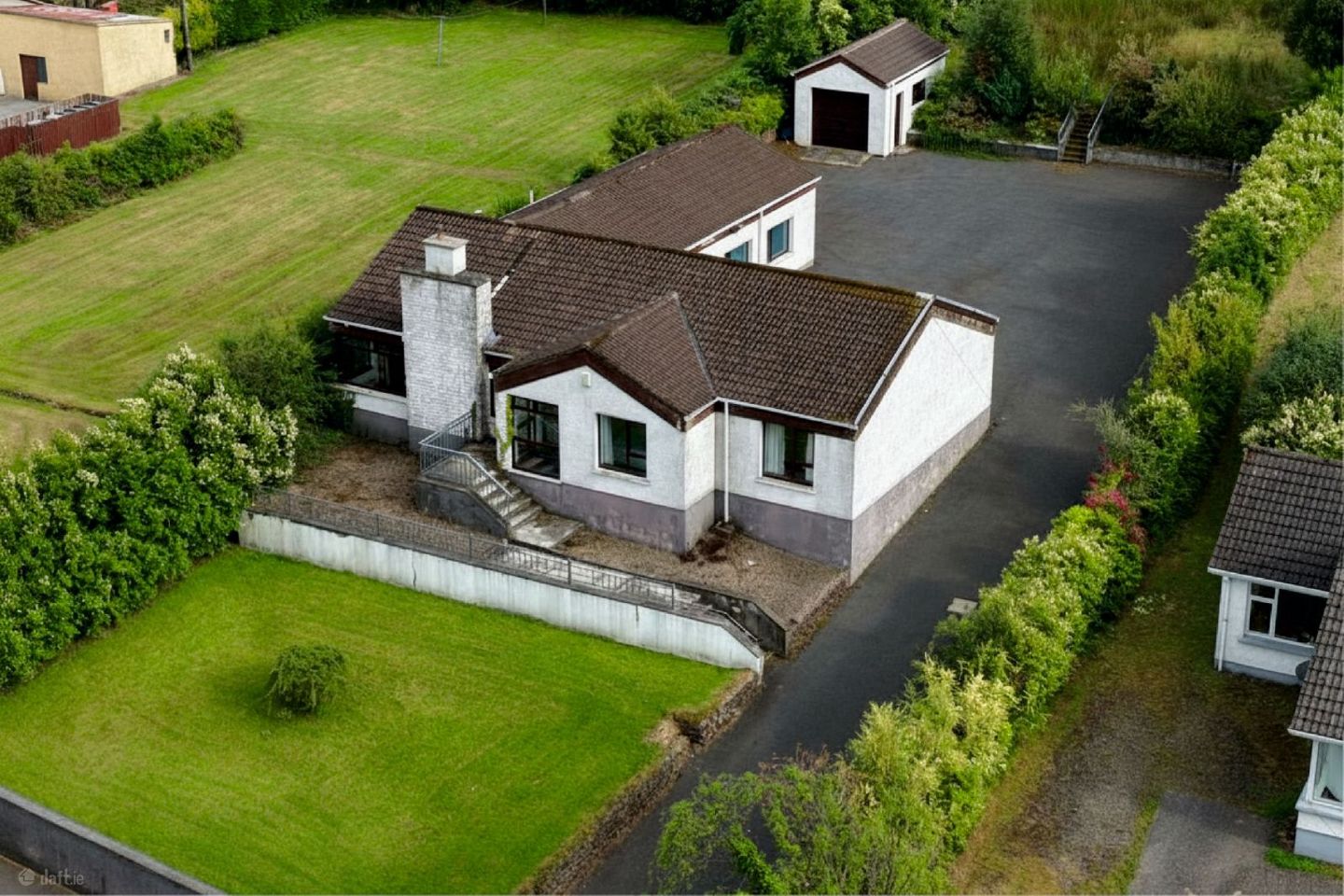 Riverview House, Glenfin Road, Ballybofey, Ballybofey, Co. Donegal, F93DV24