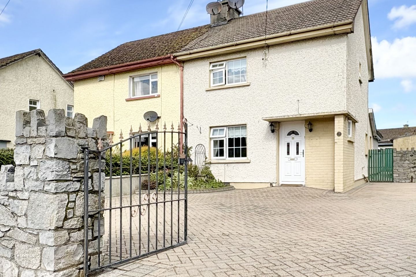 5 High Street, Ballyragget, Co. Kilkenny, R95D7E2