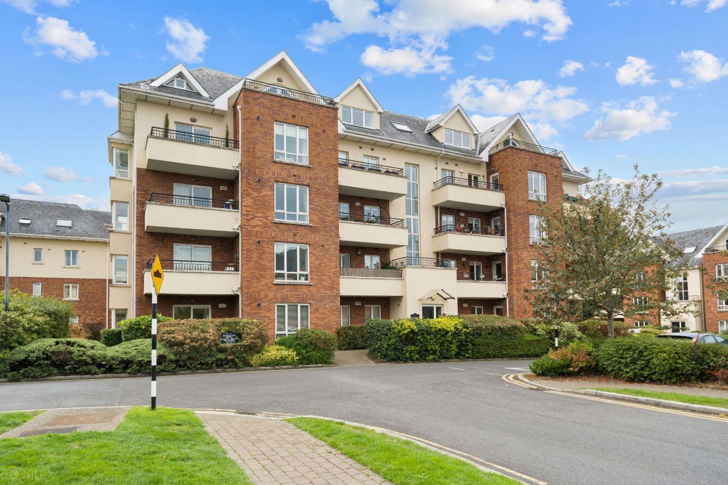 53 Ballintyre Grove, Dublin 16, Ballinteer, Dublin 16, D16VW77